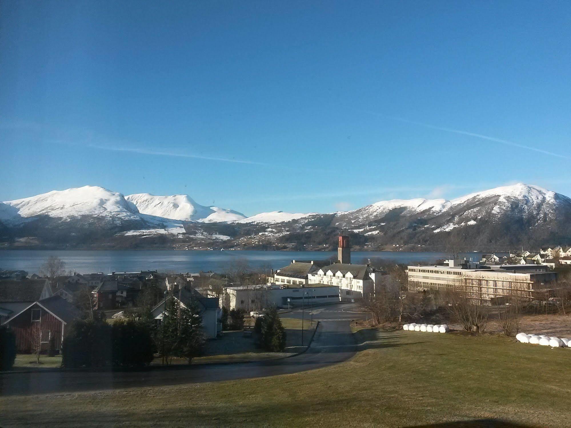 Volda Turisthotell Exteriér fotografie